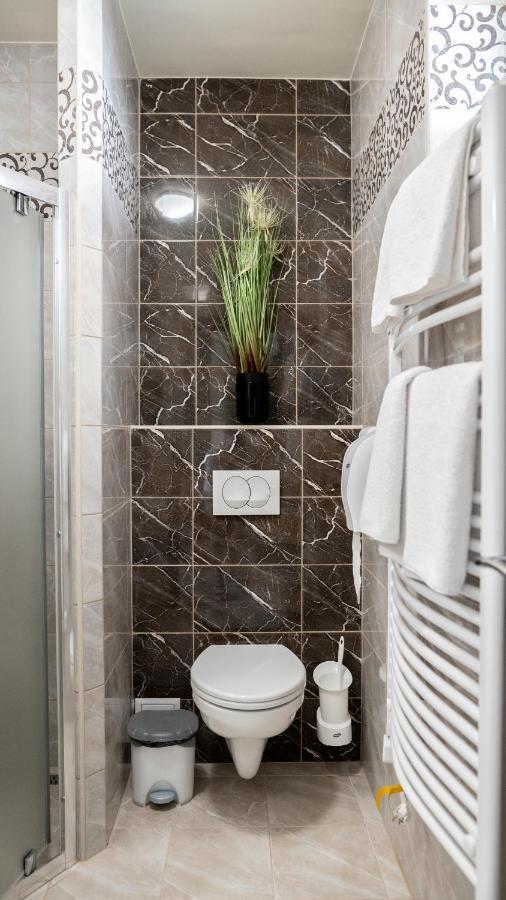 Fonix Apartman Lenti Extérieur photo