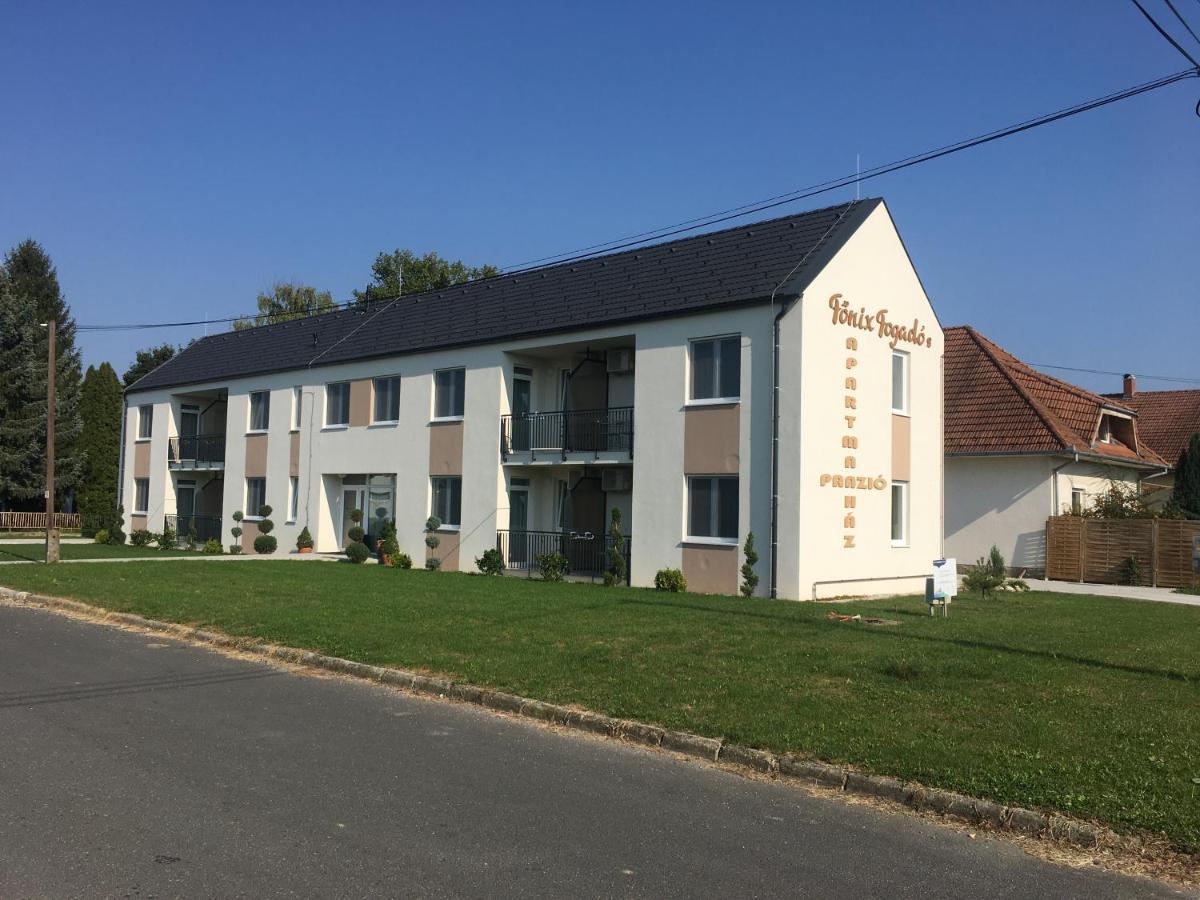 Fonix Apartman Lenti Extérieur photo